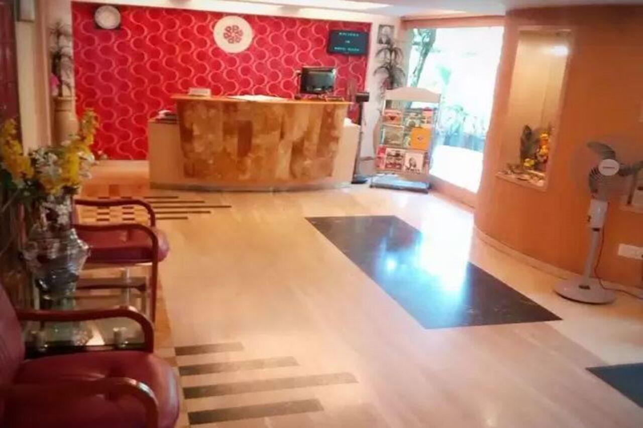 Hotel Plaza Βομβάη Εξωτερικό φωτογραφία