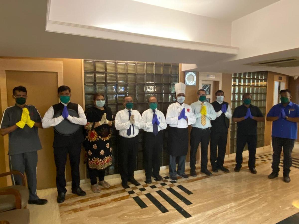 Hotel Plaza Βομβάη Εξωτερικό φωτογραφία
